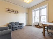 Blackwood Crescent, Edinburgh EH9, 3 bed flat to rent,...