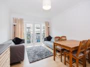 Blackwood Crescent, Edinburgh EH9, 3 bed flat to rent,...