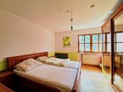 Blick ins Grüne! Helle 3 Zimmer Loggiawohnung mit KFZ...