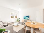 BLISS @ FURNISHED PROPERTY NORTH BONDI SHORT OR LONG TERM