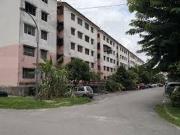 Block i tingkat 2 Baiduri Bandar Tasik Kesuma Beranang 700sf