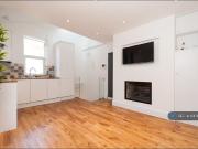 Bloemfontein Road, London, W12 1 bed flat to rent £1,795...