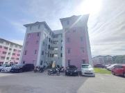 Blok depan Masjid Megah Villa Apartment Kota Warisan Sepang