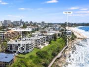 Blue Chip Location Absolute Beachfront Spectacular Ocean...