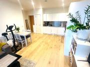 Blythe Road, Hayes UB1, 1 bed flat to rent, £1,500 pcm |...