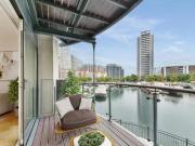 Boardwalk Place, London, 2 Bedroom Apartment