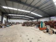 Bodega comercial en renta en Mérida a un costado de...