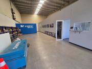 Bodega Comercial en RENTA frente Altozano