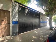 Bodega en Venta a 2 Cuadras de Bernardo Quintana, Ideal...