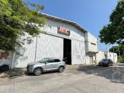 Bodega Comercial en Venta con Oficinas Zona Tarimoya
