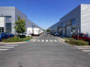 Bodega con Oficinas en Parque Industrial