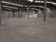 Bodega con rampa por Eulalio Gutiérrez