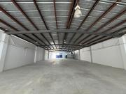 Bodega de 741 m2 en zona comercial de alto flujo A 600 m...