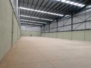 bodega de 800 m2 de almacenaje mas area de oficinas,...