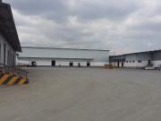 Bodega en alquiler 2300m² con muelle de carga Vía a...