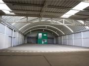 BODEGA EN ARRIENDO, VITRINA COMERCIAL SOBRE VIA PRINCIPAL
