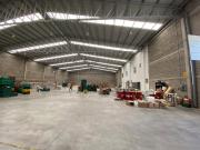 BODEGA EN RENTA 2200M2