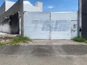 Bodega en Renta de 800 M2 con Oficinas y Amplio Patio de...