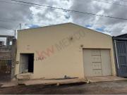 Bodega en renta en Los Gómez, ideal para industria...