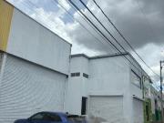 Bodega con Local Comercial en Renta sobre Calzada La... Bodega con Local Comercial en Renta sobre Calzada La...