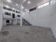 Bodega en Venta Colonia Topo Chico, con salida a...