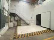 Bodega en Venta con Cámara de Congelación en El Colli en...