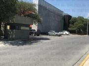 Bodega en venta en la Colonia Los Treviño, Zona La Fama,...