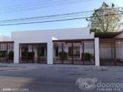 Bodega industrial en RENTA con oficinas en el Centro de...
