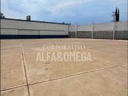 BODEGA Y PATIO EN RENTA