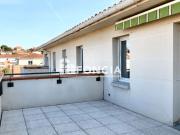 BOIS DE LIMAYRAC SUPERBE T4 80 m2 DERNIER ETAGE...