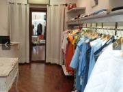 BOLOGNA LOCALE C/1 • Negozi Locali