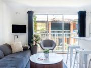 BONDI DREAM 1 SHORT AND LONG TERM RENTAL @BONDI