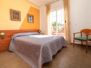 BONITA ADOSADA EN CALPE