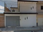 Bonita casa adjudicada en Jardines de Celaya, Celaya,...