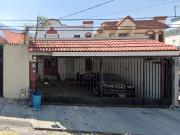 BONITA CASA CERCA DEL ESTADIO BBVA