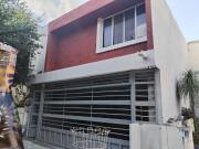 Bonita Casa Col Magnolias, Apodaca