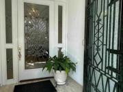 VENTA BONITA CASA CON JARDIN EN FRACCIONAMIENTO CLUB DE...