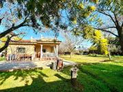 Bonita casa con piscina en Ctra Palma del Río a 5...