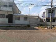 Bonita casa con sótano