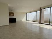 Bonita casa de 2 niveles con 4 habitaciones en Lomas de...