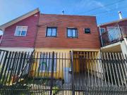 BONITA CASA DE 2 NIVELES EN JARDINES DE COLLAO, CONCEPCIÓN