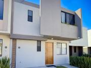 Bonita Casa de 3 Rec?maras Sala TV en PB, en Meseta,...