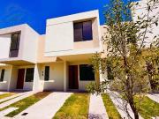 Bonita Casa de 3 Recámaras en Meseta, Querétaro