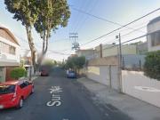 BONITA CASA DE DOS PLANTAS UBICADA EN COL. JUSTO SIERRA,...