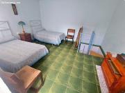 BONITA CASA EN BELLREGUARD CON PATIO Y TERRAZA