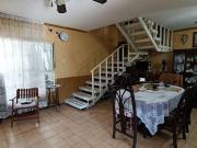 BONITA CASA EN COL SUTAJ CON EXCELENTE UBICACIÓN A UNOS...