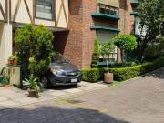 Bonita casa en condominio