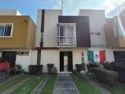 Bonita Casa en Fracc. Misiones 1, Frente al Parque...