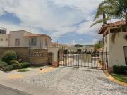 BONITA CASA EN JURIQUILLA, QUERÉTARO