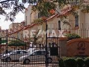 BONITA CASA EN PRIVADA CON JARDIN COMUN